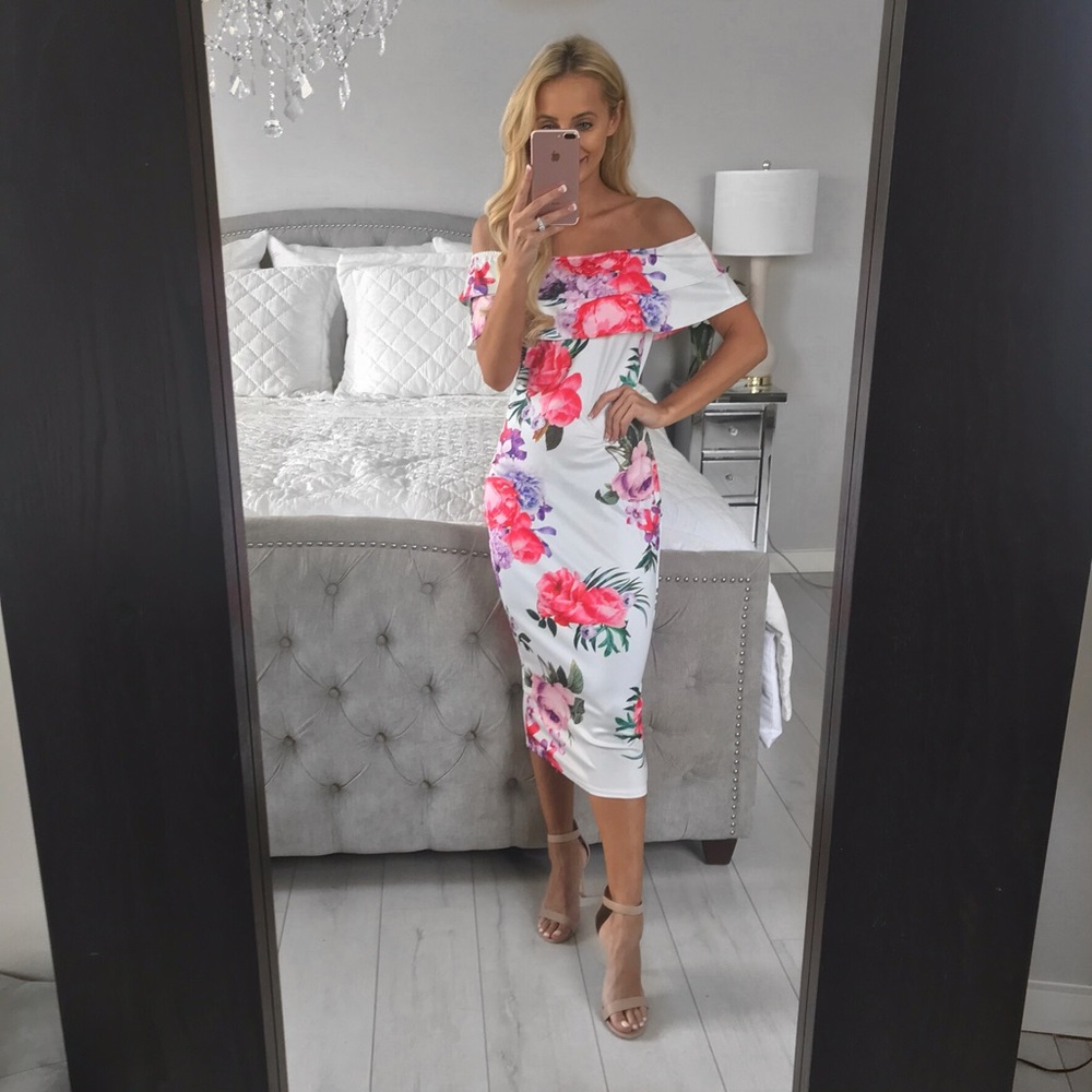 Off The Shoulders Floral Midi Dress - Picture 3 of 8